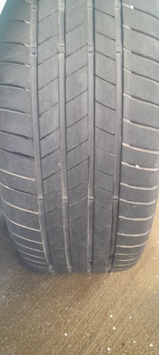 Г4 броя гуми 275 -45,21 цола,перфектни