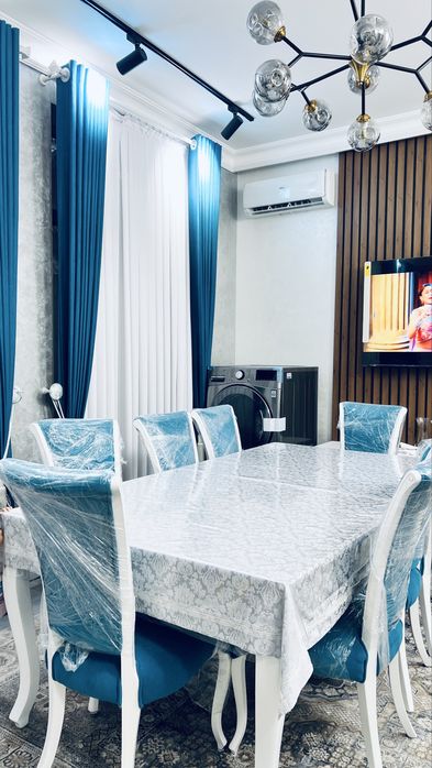 Люкс комплект: 220×120 см стол + 10 та юмшоқ стул