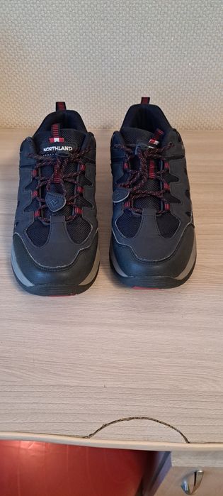 Кросовки на мальчика