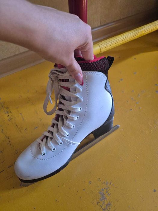 коньки для фигурного катания