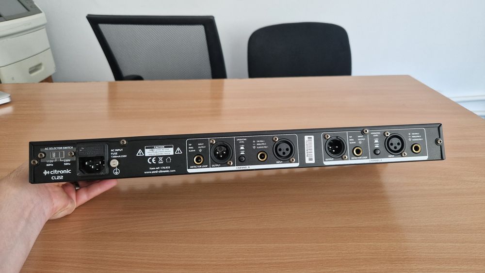 Compressor/Limiter Citronic CL22(NU DYNACORD FBT EV CROWN)