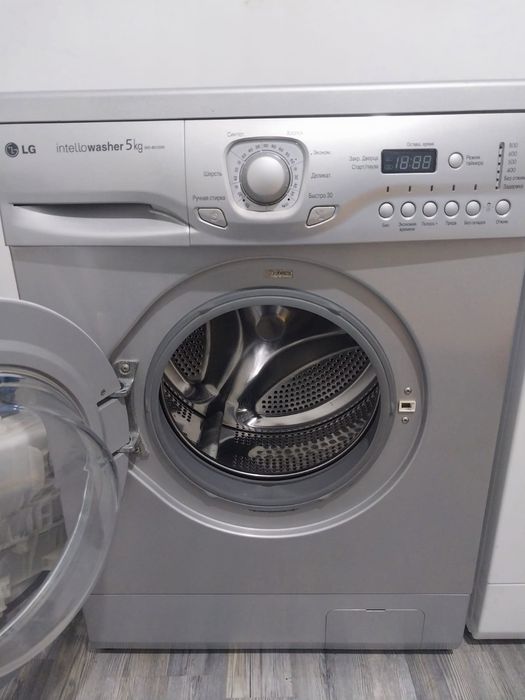 Продается стиральная машина