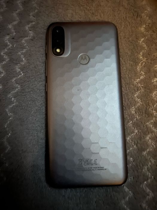 Motorola E7 Power schimb cu Samsung sau Iphone