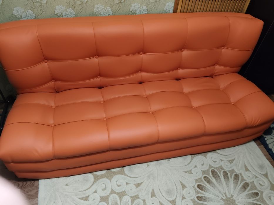 Продам новый диван