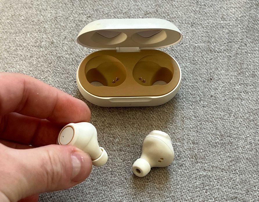 Casti wireless Flying Tiger Bluetooth cu cutie sunet foarte bun