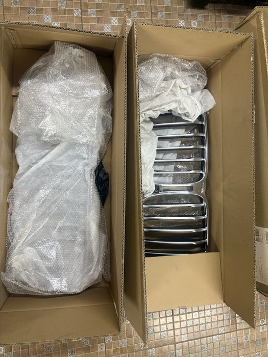 Решетка радиатора X5 G05