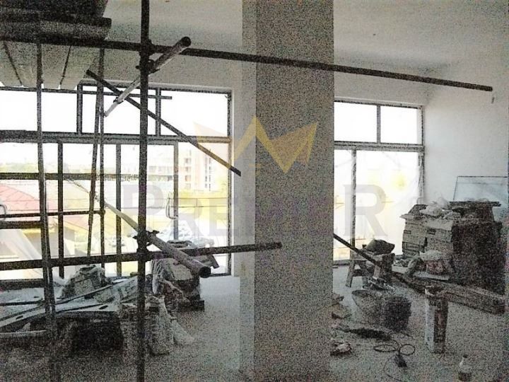 Продава се Многостаен апартамент в Бургас, Сарафово - 233 кв.м за 431 €/кв.м - Снимка #12