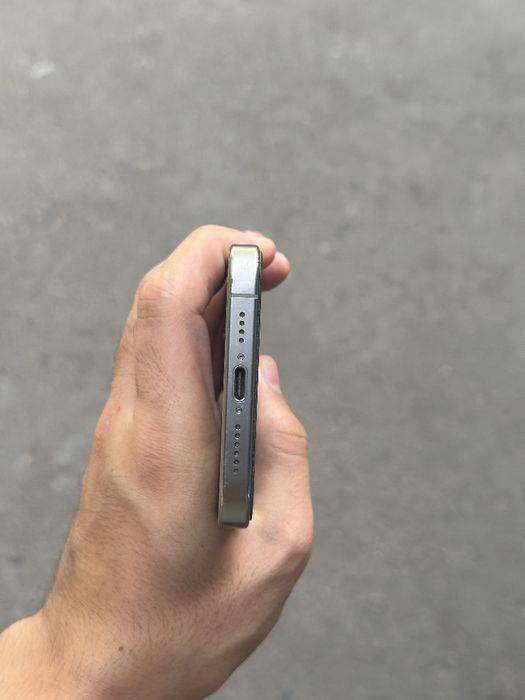 Iphone 15 pro max 512gb 690$