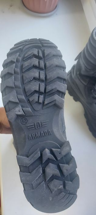 Продам Берцы теплые