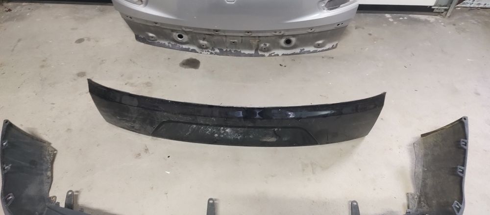 Haion, bara spate și ornament haion Megan 3 break