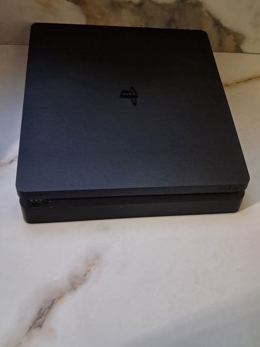 Playstation 4 slim+volan myria