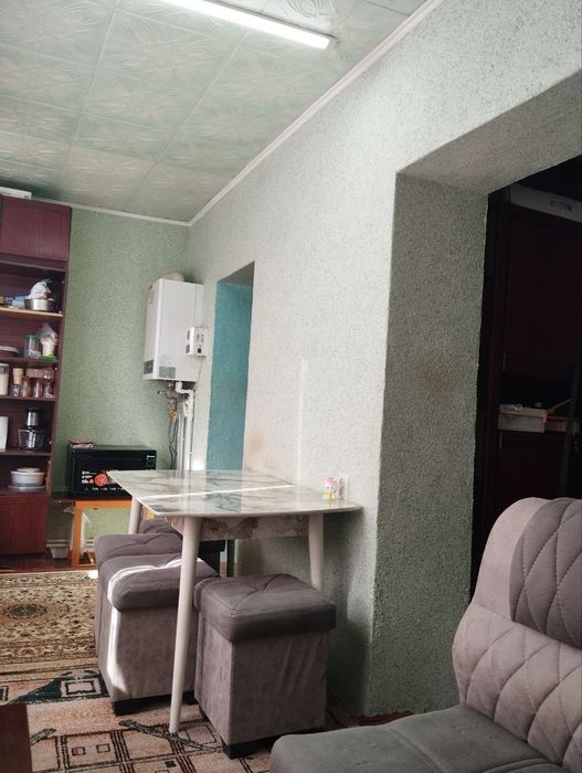 Продам трёх комнатную квартиру в городе Чирчике
