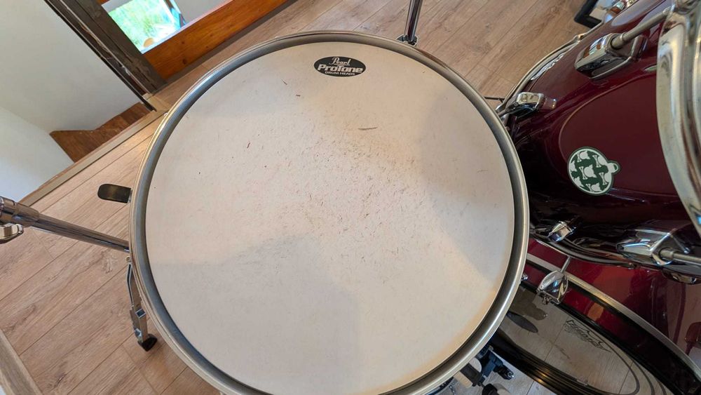 Tobe Pearl Red Wine, accesorii