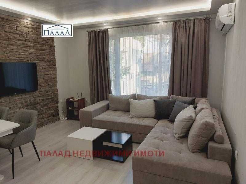 Дава се под наем Тристаен апартамент в Варна, Гръцка махала - 90 кв.м за 850 € - Снимка #4
