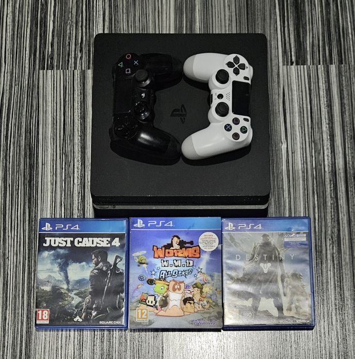 Consola Sony ps 4 slim+ 3 jocuri originale