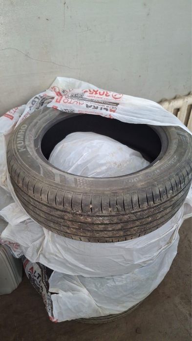 Продам шину