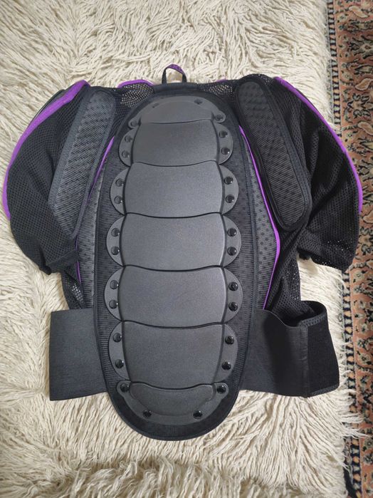 Sixsixone L ново