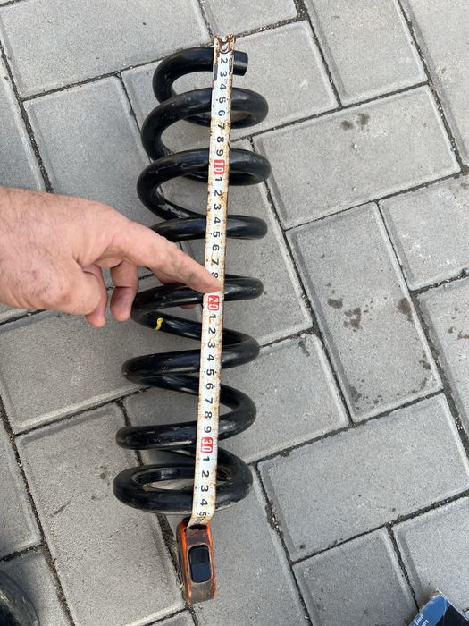 Продам пружины прадо 150 2,7