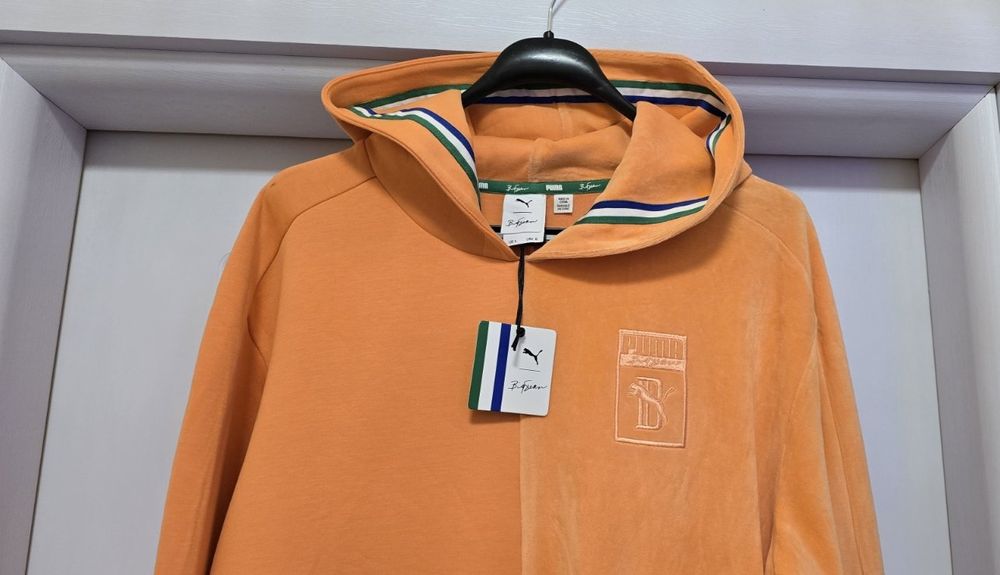 Нов със етикет.  Суитшърт оригинален.  Puma