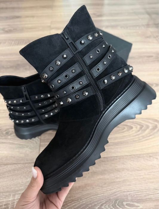 Ghete Musette din piele intoarsa