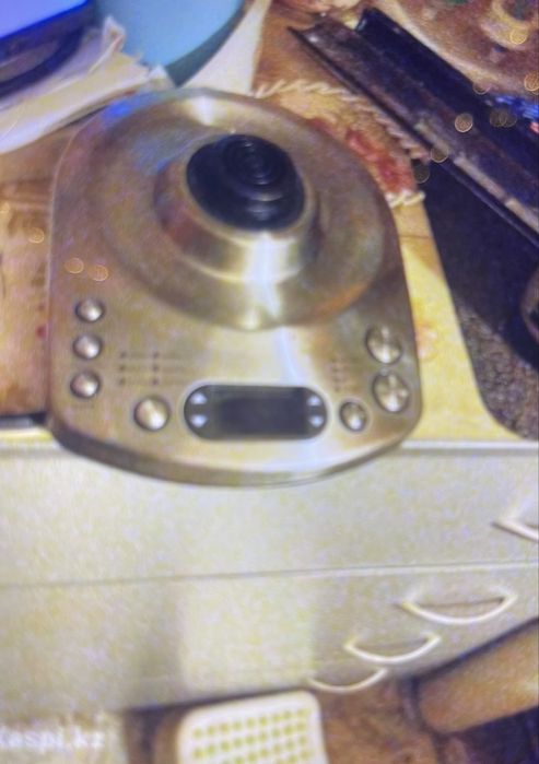 Продам Электрочайник Bork К 810