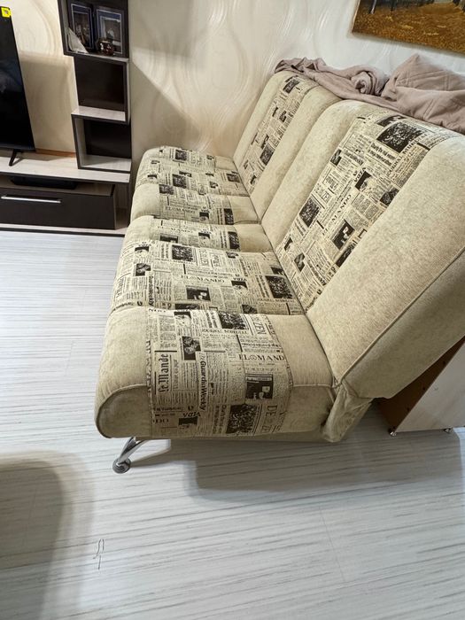 Продам диван и два кресла б/у