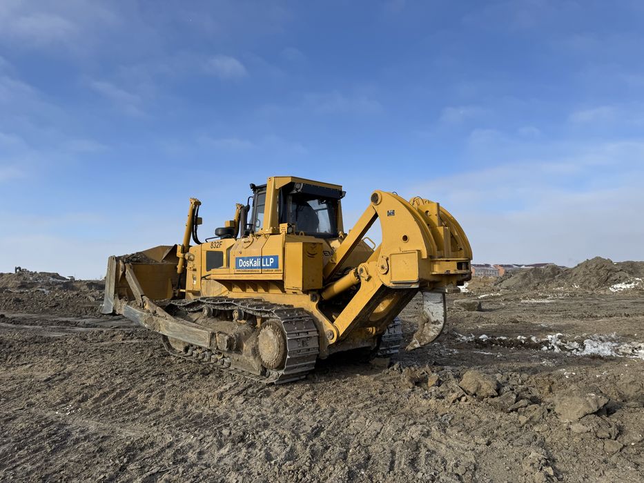 Аренда новых бульдозеров SEM