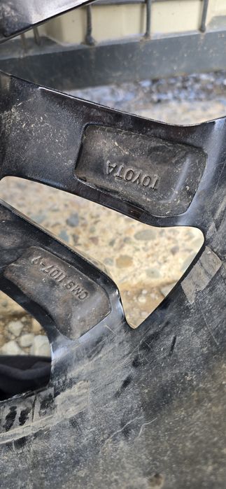 Оригинални джанти за Toyota 17"