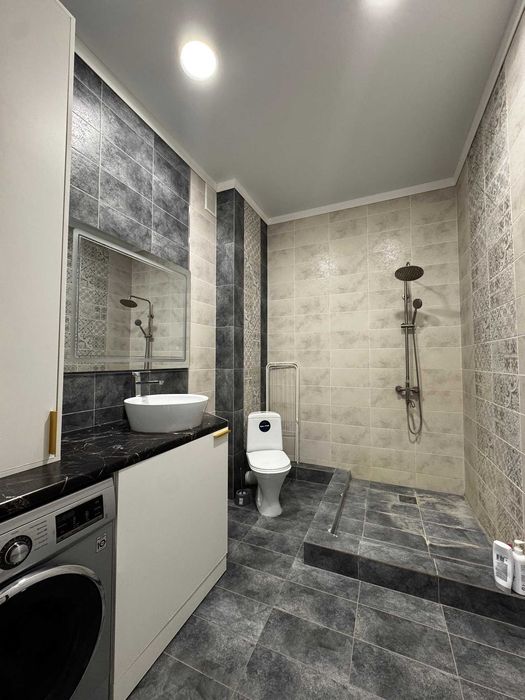 Продам 2х комн кв в клубном доме Батыс