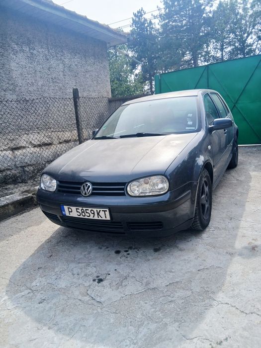 ГОЛФ 4 200.Бензин