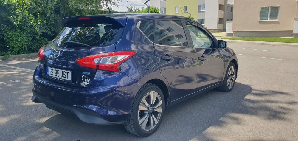 Nissan Pulsar 2015
