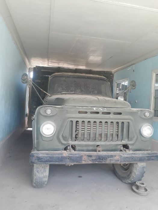 Gaz 53 1979 eil benzinda saqlangan moshin