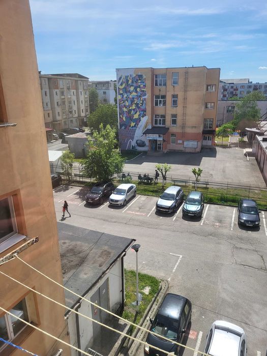 Apartament cu 2 camere de vanzare pe strada  9 mai