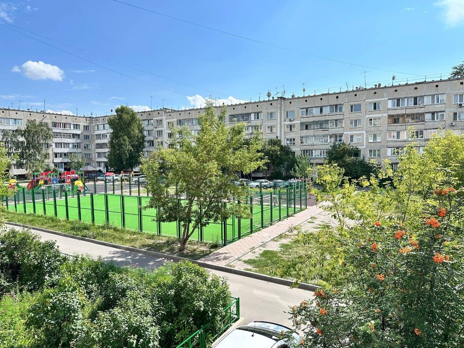 Продам 1-ком кварт 20-ом  мкр-не!