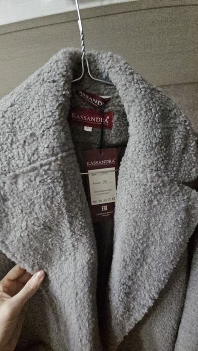 Продам женское пальто