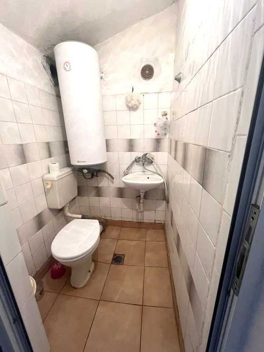 Дава се под наем  в Бургас, Възраждане - 28 кв.м за 51 € - Снимка #4