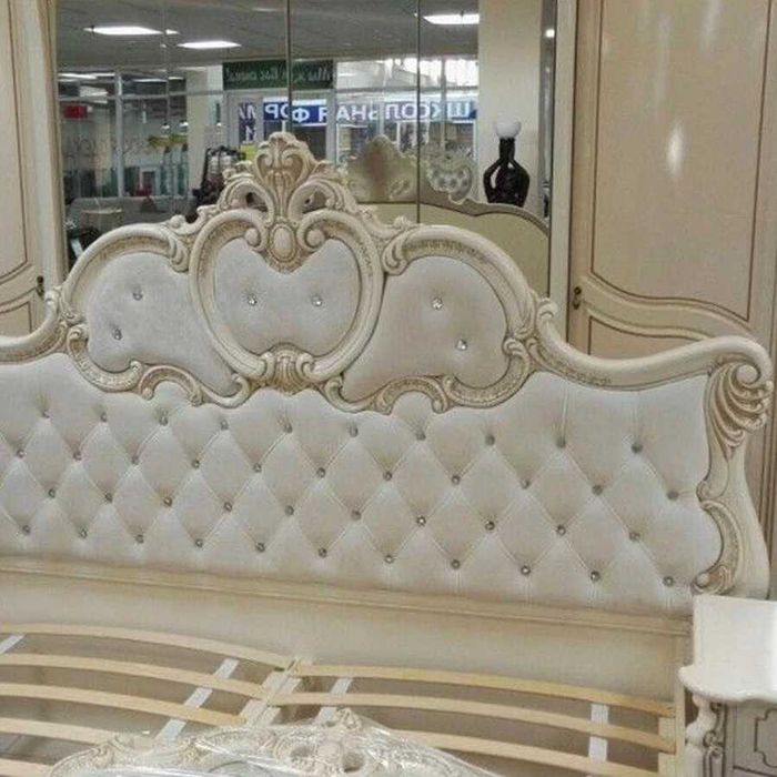 Кровать King Size 180х200 — классический стиль