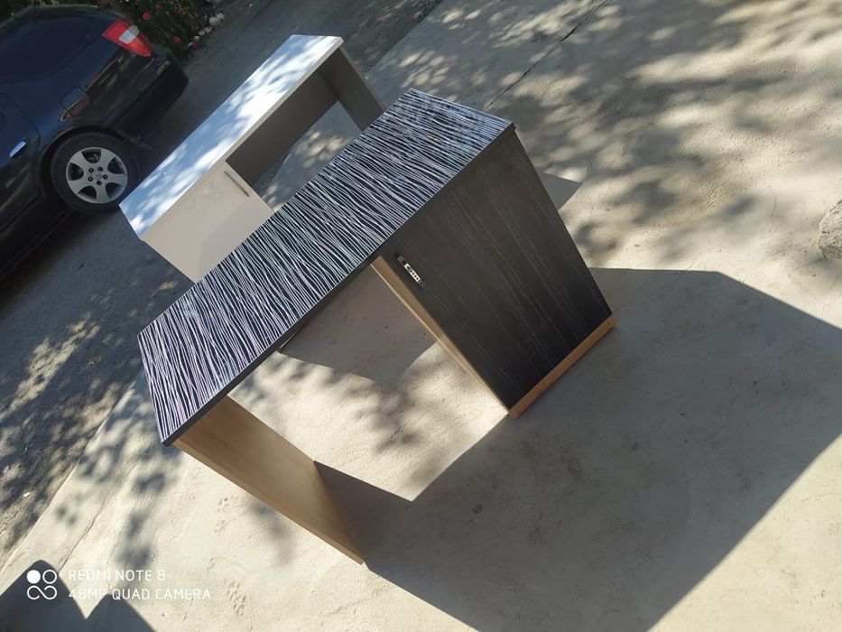 Школьная парта с тумбой