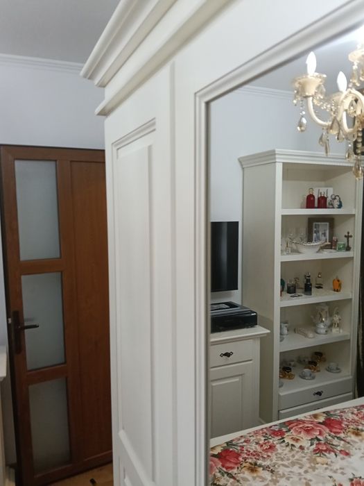Închiriez camera la bloc