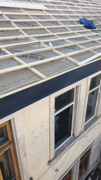 Renovare Acoperișuri Vechi / Decopertat, Mansardări, Schimbat Tablă