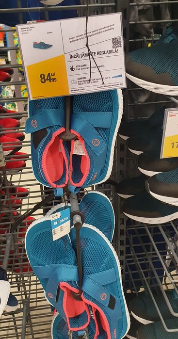 Incaltaminte protectie Apa Cipicii Apa nr 36-37 de firma Subea  noi