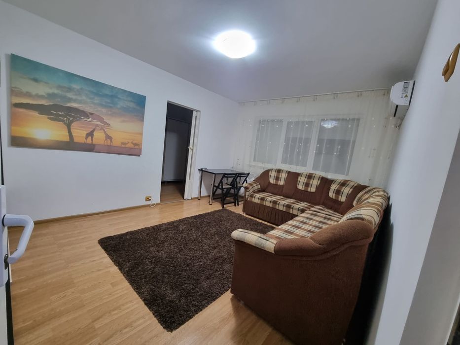 Apartament de inchiriat, Ploiesti, zona Balif/Cocos/Ofelia, etaj 4/4 , 1300 lei/pret fix