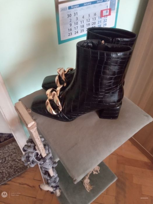 Дамски боти,черни и бордо