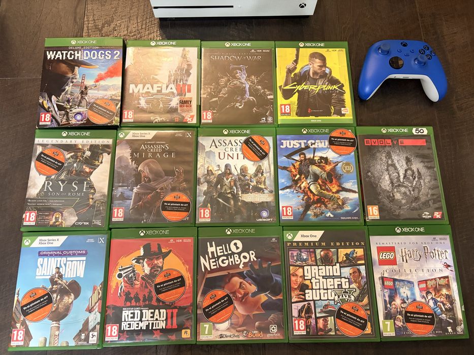 Vand Xbox One S de 500 Gb cu 14 jocuri