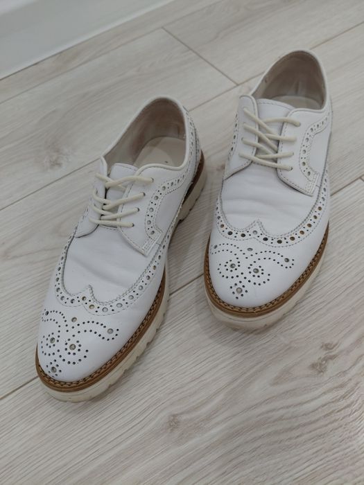 Женские кожаные лоферы