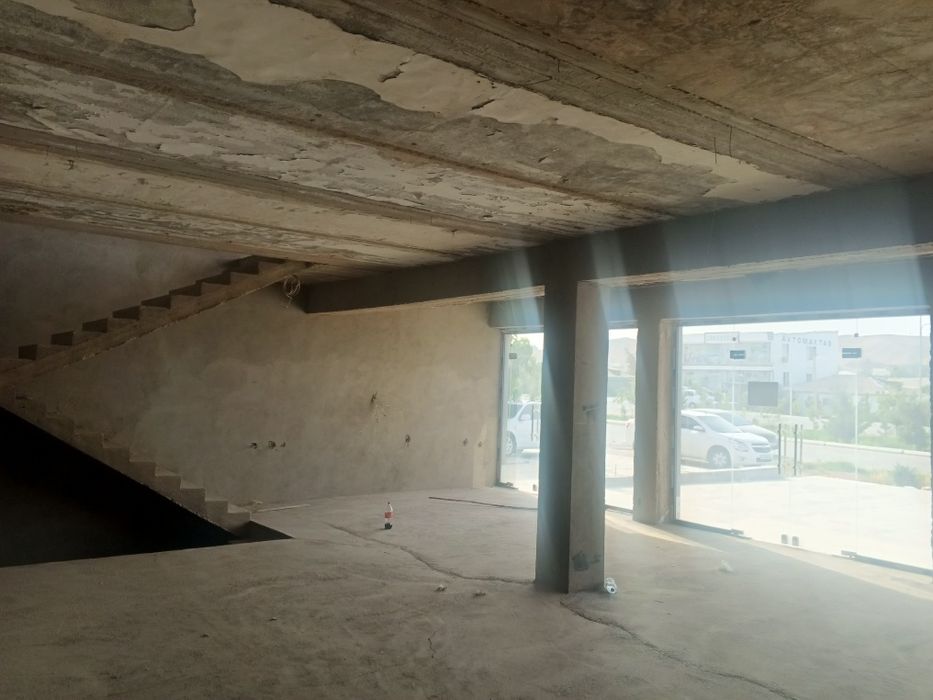 Sherobod tumanida 2 etajli doʼkon sotuvda