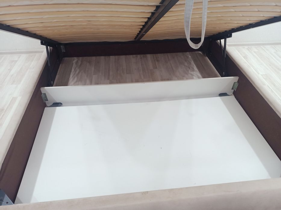 Продается кровать