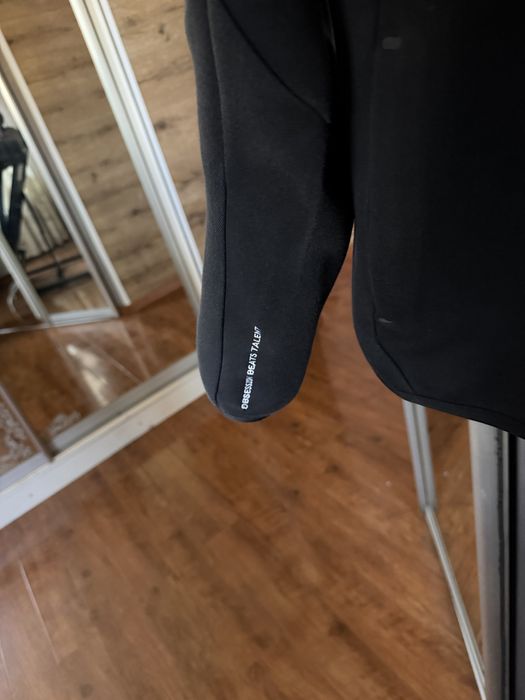 кофта kobe tech fleece