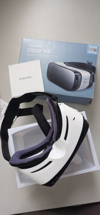 Samsung Gear VR очки виртуальные