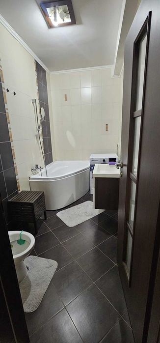 Închiriez apartament în Cartierul Latin